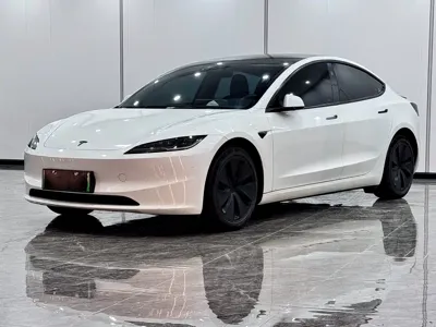 Tesla Model 3 · 2024 год