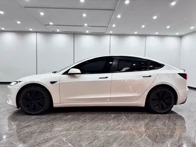 Tesla Model 3 2024, 58000 км, за 27221.37 USD - фото 7