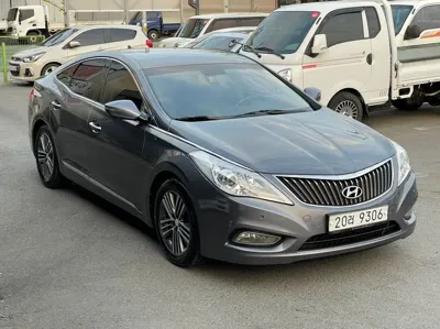 Hyundai Grandeur 2013, 181300 км, за 2363.14 USD