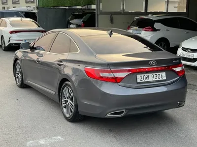 Hyundai Grandeur 2013, 181300 км, за 2345.28 USD - фото 7