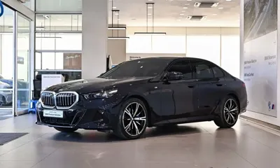 BMW 5-Series · 2024 год