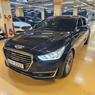 Genesis EQ900 · 2018 год
