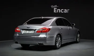 Hyundai Genesis 2013, 193972 км, за 3481.34 USD