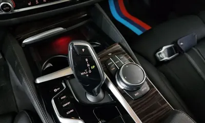 BMW 5-Series 2022, 90902 км, за 23323.42 USD - фото 9