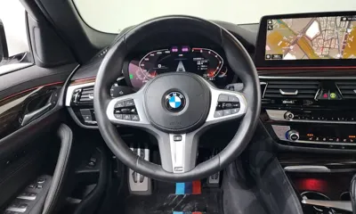 BMW 5-Series 2022, 90902 км, за 23323.42 USD - фото 13