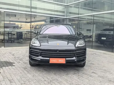 Porsche Cayenne Hybrid 2023, 57000 км, за 64536.03 USD