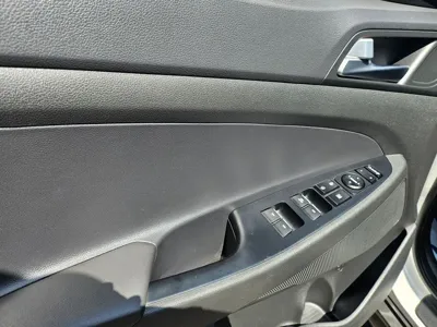 Hyundai Tucson 2020, 53480 км, за 11246.18 USD - фото 12
