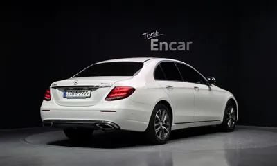 Mercedes-Benz E-Class 2019, 91989 км, за 15426.02 USD