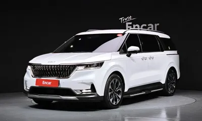 Kia Canival · 2023 год