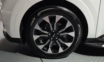 Kia Canival 2023, 55592 км, за 18708.15 USD