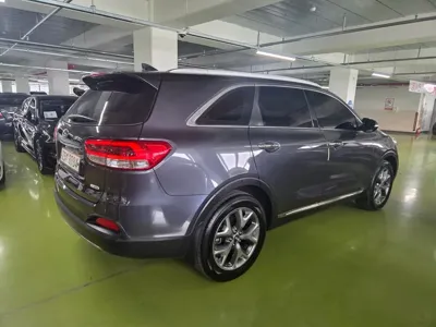 Kia Sorento 2015, 108944 км, за 7598.28 USD