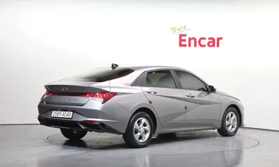 Hyundai Avante 2023, 65541 км, за 9243.47 USD
