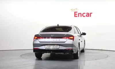Hyundai Avante 2023, 65541 км, за 9243.47 USD