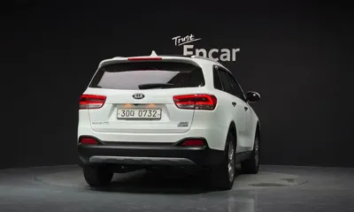 Kia Sorento 2016, 128543 км, за 6603.65 USD