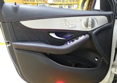 Mercedes-Benz GLC-Class 2021, 43000 км, за 32186.01 USD - фото 11