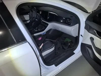 BYD Qin Plus 2022, 11200 км, за 9119.15 USD - фото 21