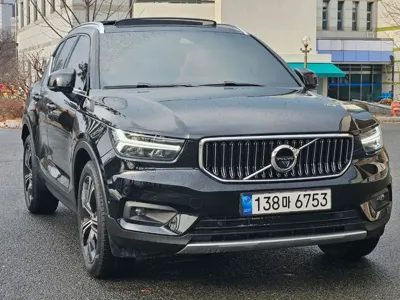 Volvo XC40 2021, 39703 км, за 15887.4 USD