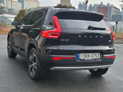 Volvo XC40 2021, 39703 км, за 15887.4 USD