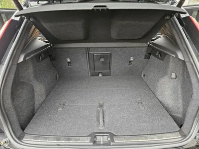 Volvo XC40 2021, 39703 км, за 15887.4 USD - фото 16