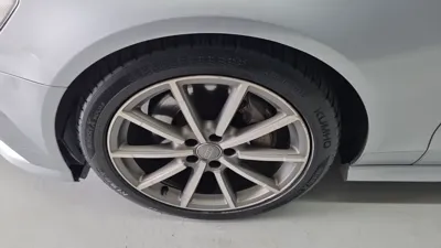 Audi A6 2016, 158000 км, за 9056.06 USD