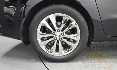 Kia Canival 2017, 119347 км, за 8840.93 USD