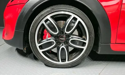 MINI Cooper Convertible 2019, 53308 км, за 15302.46 USD