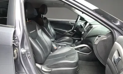 Hyundai Veloster 2012, 85985 км, за 2822.63 USD - фото 11