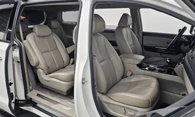 Kia Canival 2019, 93268 км, за 10749.19 USD - фото 11