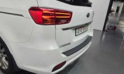 Kia Canival 2019, 93268 км, за 10749.19 USD - фото 23