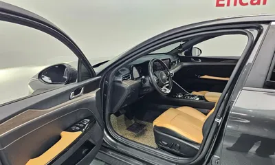 Kia K5 2020, 67527 км, за 10206.07 USD - фото 10