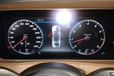 Mercedes-Benz S-Class 2018, 134300 км, за 48671 USD - фото 11