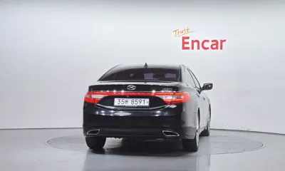 Hyundai Grandeur 2012, 197522 км, за 1313.71 USD