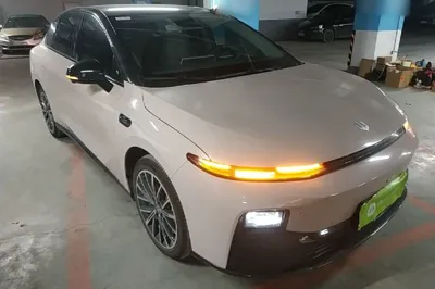 Leapmotor B01 2025, 6200 км, за 16286 USD