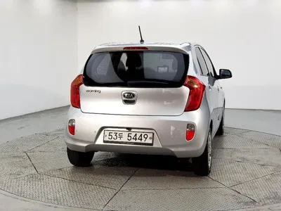 Kia Morning 2015, 42450 км, за 2530.58 USD