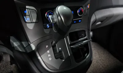 Hyundai Starex 2020, 110548 км, за 9614.51 USD - фото 9