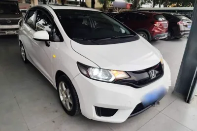 Honda Fit 2016, 100200 км, за 6807 USD