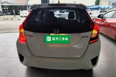 Honda Fit 2016, 100200 км, за 6807 USD