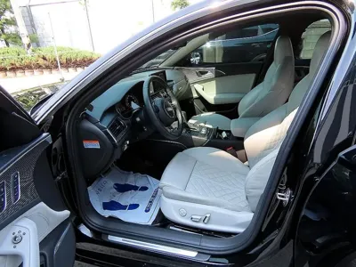 Audi A6 2016, 105808 км, за 11487.46 USD