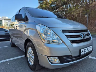 Hyundai Starex 2017, 120090 км, за 6557.7 USD - фото 6