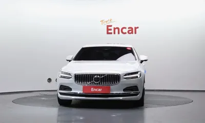 Volvo S90 2024, 42595 км, за 29838.12 USD
