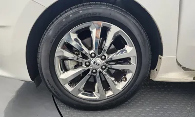 Kia Canival 2018, 112757 км, за 10174.61 USD