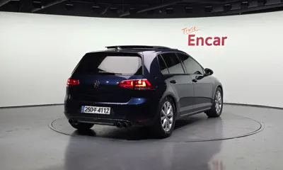 Volkswagen Golf 2015, 205722 км, за 5281.6 USD
