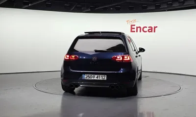 Volkswagen Golf 2015, 205722 км, за 5281.6 USD