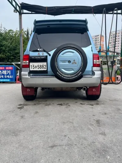 Mitsubishi Pajero · 2004 год