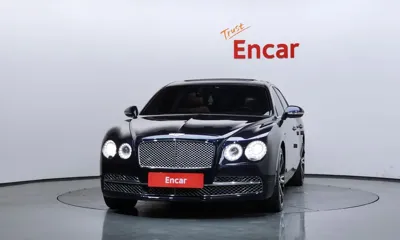 Bentley Flying Spur 2015, 180016 км, за 23730.85 USD