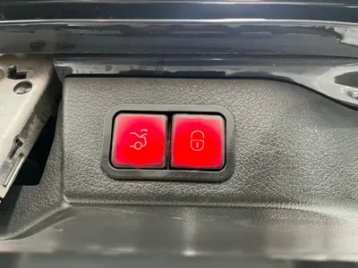 Mercedes-Benz Vito 2020, 50000 км, за 20365.64 USD - фото 21