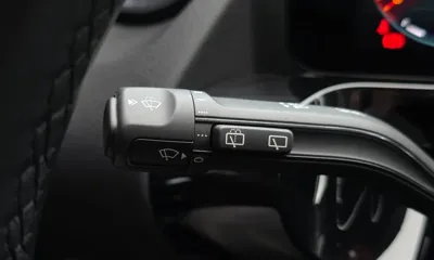 Mercedes-Benz GLA-Class 2023, 15168 км, за 28160.69 USD - фото 16
