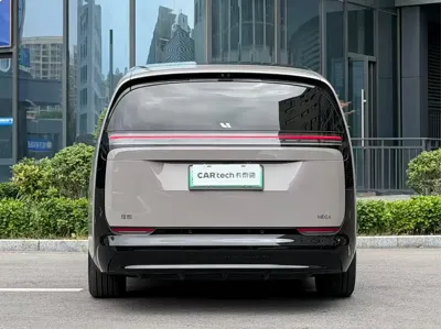 Li Auto Li MEGA 2025, 20000 км, за 72008.86 USD