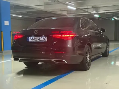 Mercedes-Benz C-Class
