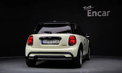 MINI Cooper 2023, 44397 км, за 16848.83 USD